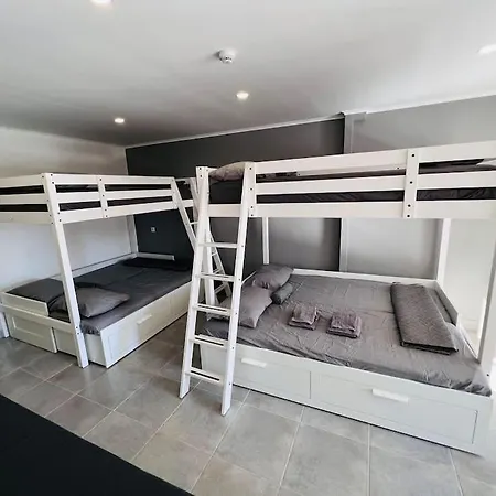 Oura Strip Studio Flat * Albufeira