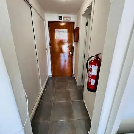 Oura Strip Studio Flat * Albufeira